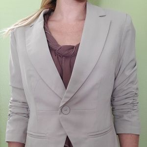 Beige one button blazer with cute 3/4 sleeves